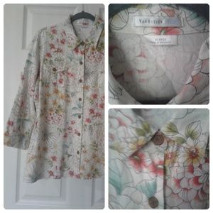 Floral blouse Van Huesen Studio